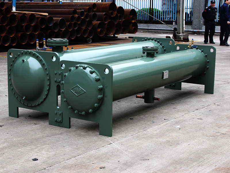 冷凝器在工業(yè)冷水機的重要作用 